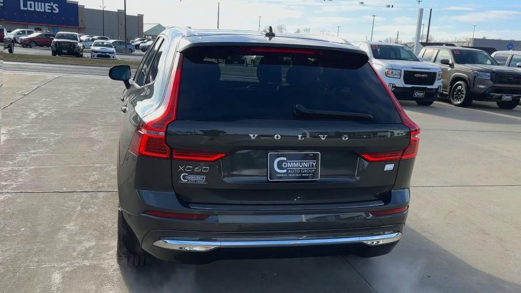 used 2022 Volvo XC60 Recharge Plug-In Hybrid car, priced at $35,962