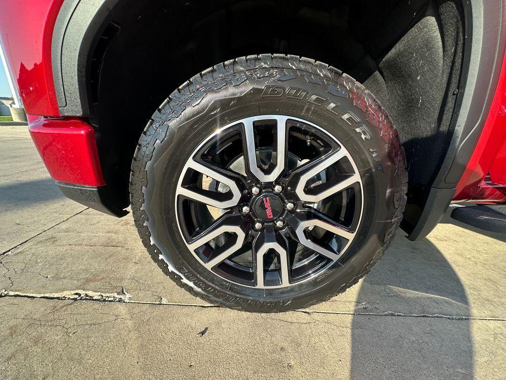 new 2025 GMC Sierra 1500 car, priced at $67,676