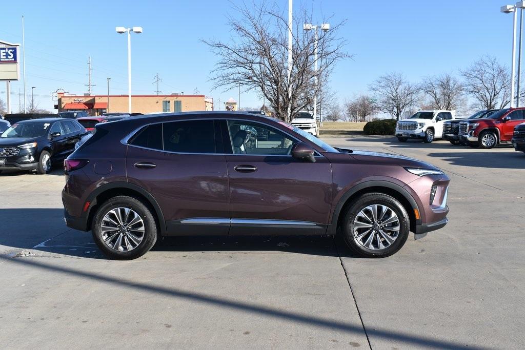 new 2025 Buick Envision car, priced at $38,215