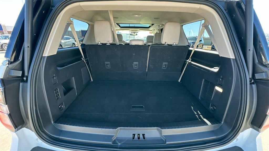 used 2022 Ford Expedition Max car, priced at $50,756