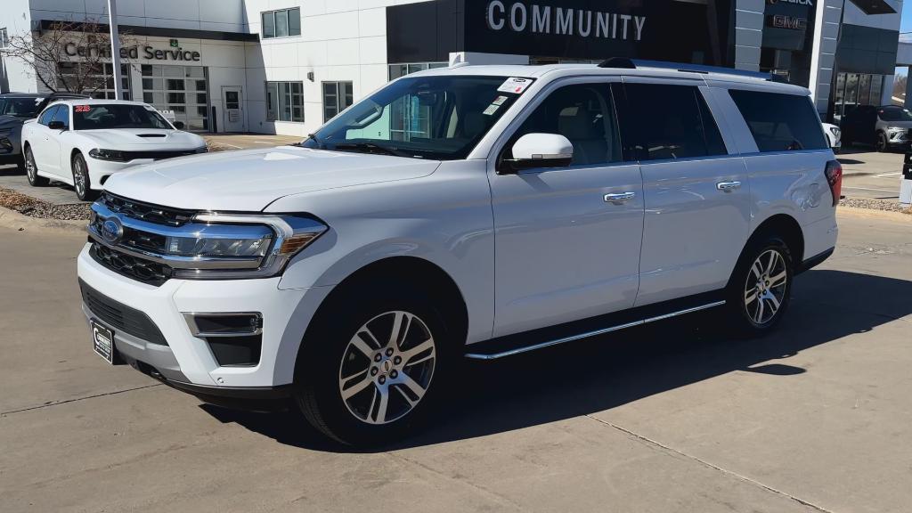 used 2022 Ford Expedition Max car, priced at $50,756