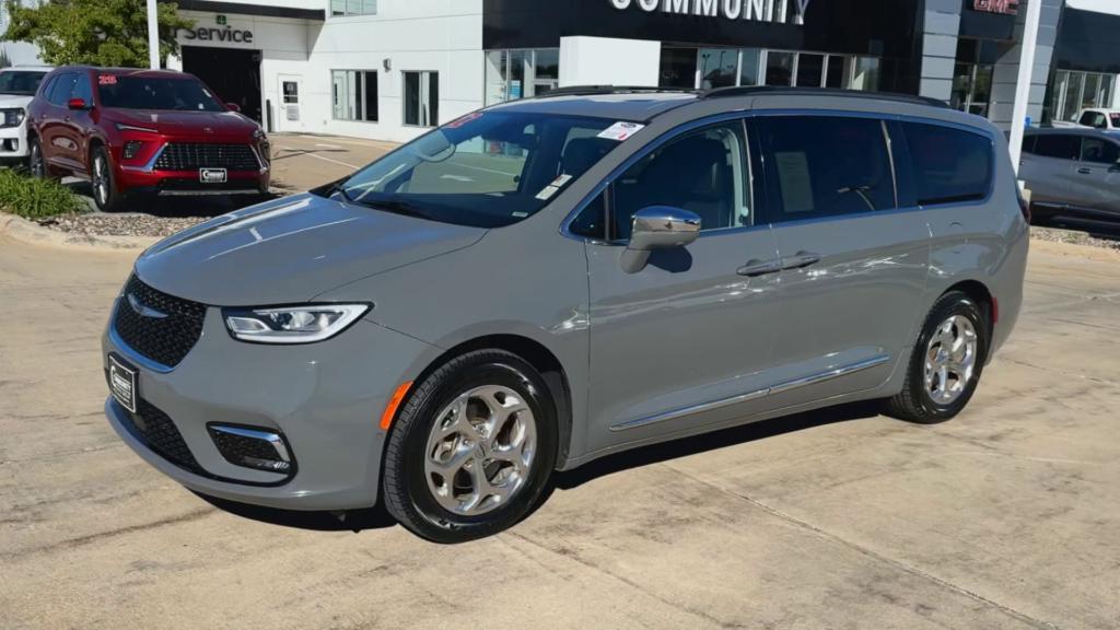 used 2022 Chrysler Pacifica car, priced at $23,865