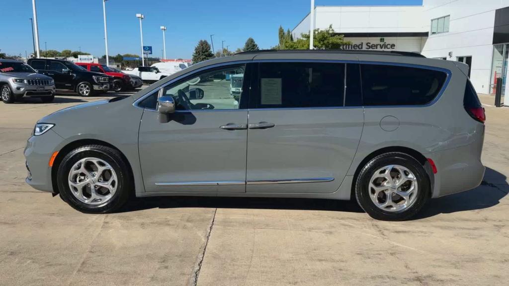 used 2022 Chrysler Pacifica car, priced at $27,670