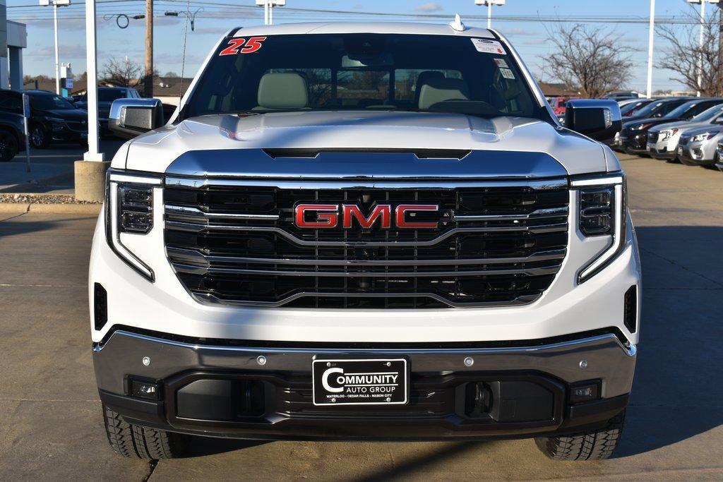 new 2025 GMC Sierra 1500 car, priced at $65,200