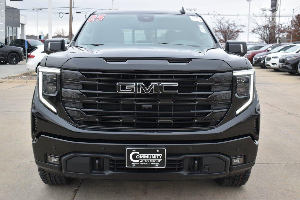 new 2025 GMC Sierra 1500 car, priced at $65,475