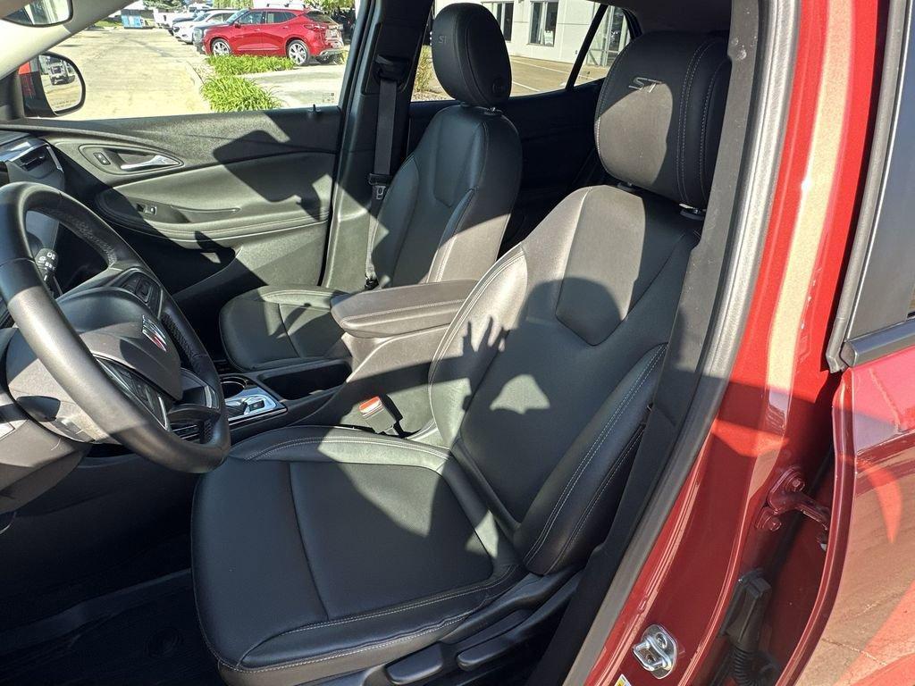 used 2024 Buick Encore GX car, priced at $23,530