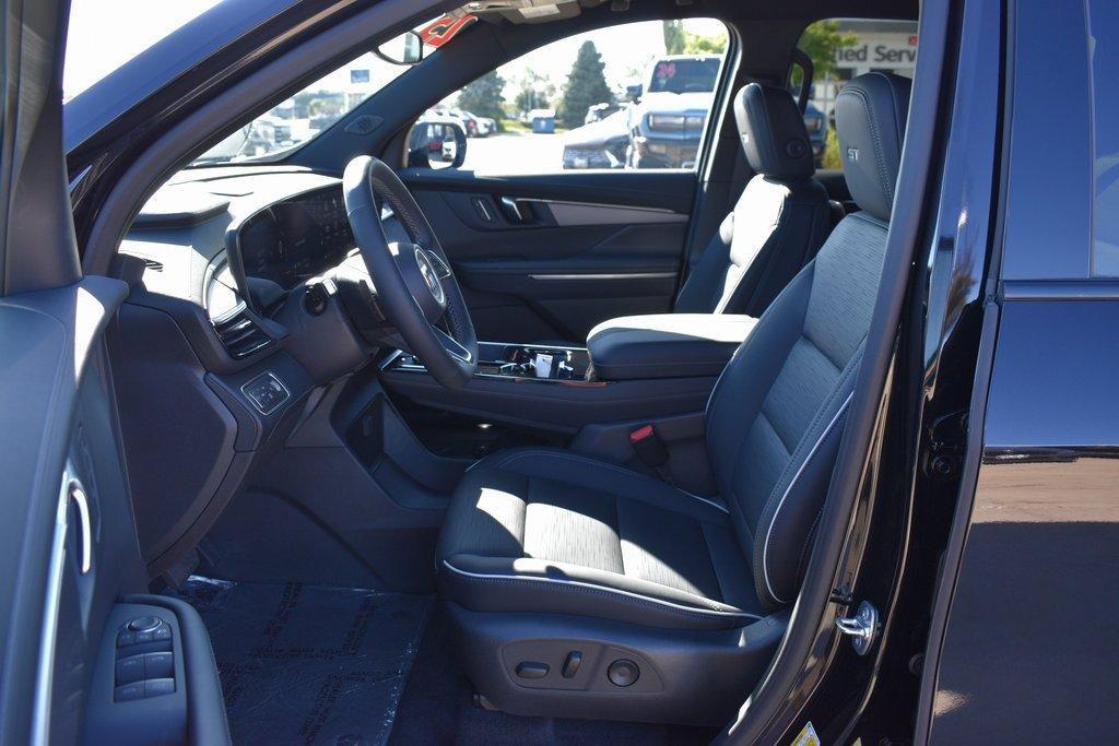 new 2025 Buick Enclave car, priced at $51,980