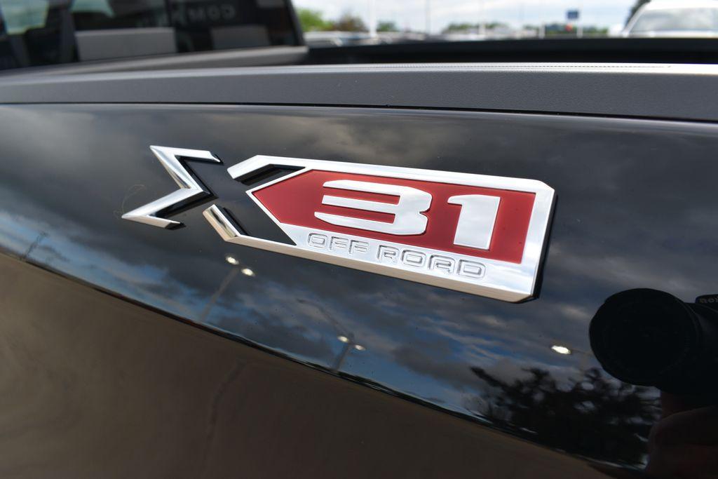 new 2025 GMC Sierra 1500 car, priced at $67,920