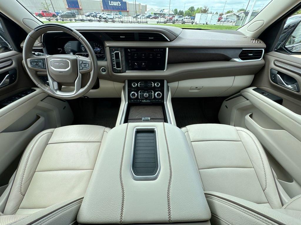 used 2023 GMC Yukon XL car, priced at $61,496