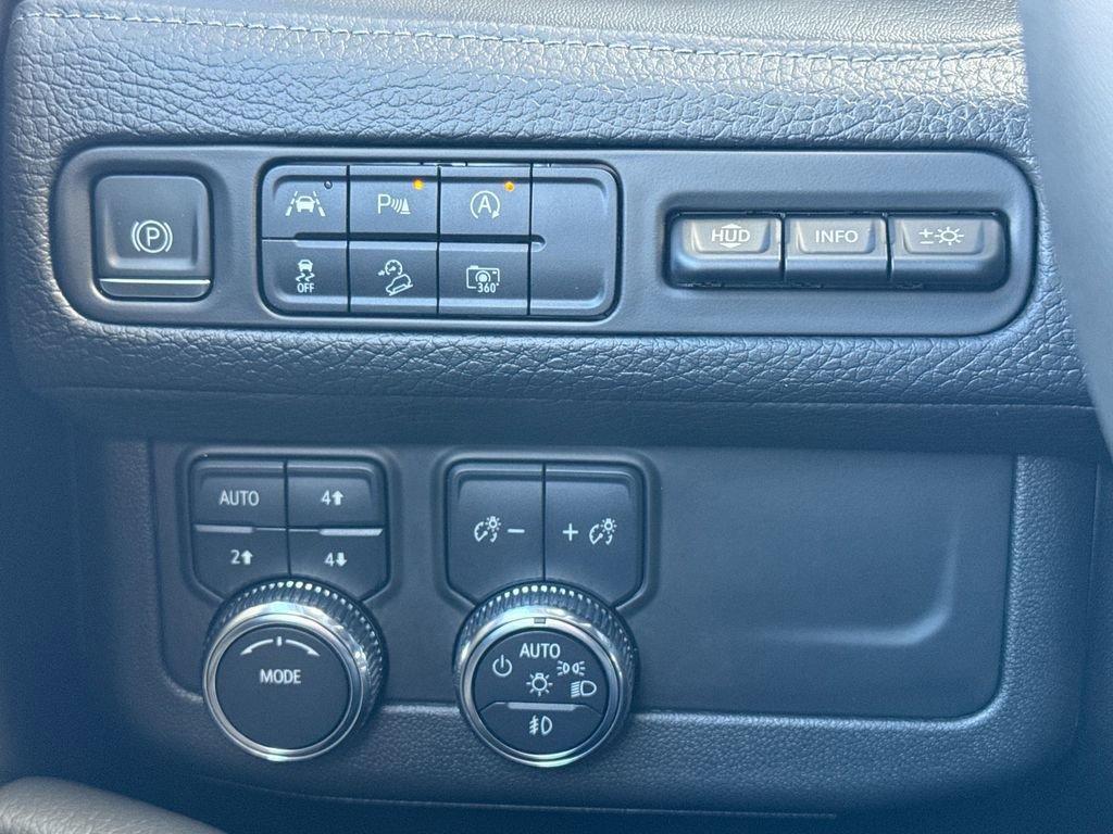 used 2023 GMC Yukon XL car, priced at $70,936