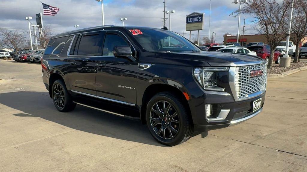 used 2023 GMC Yukon XL car, priced at $70,936