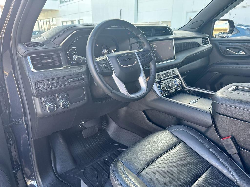 used 2023 GMC Yukon XL car, priced at $70,936