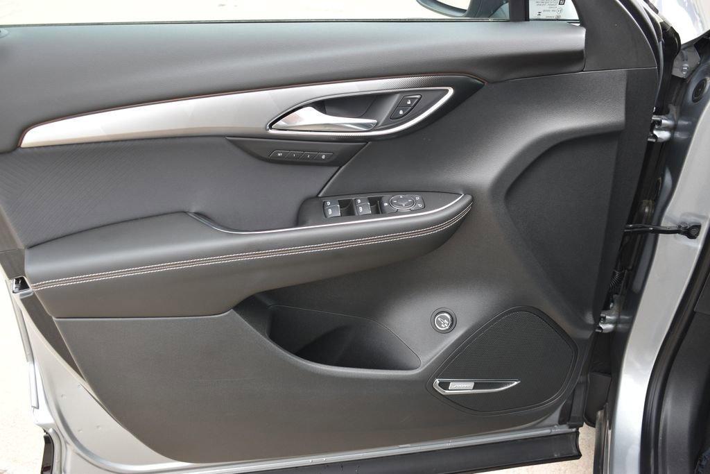 new 2025 Buick Envision car, priced at $41,961