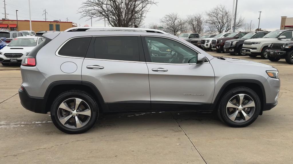 used 2019 Jeep Cherokee car, priced at $18,980