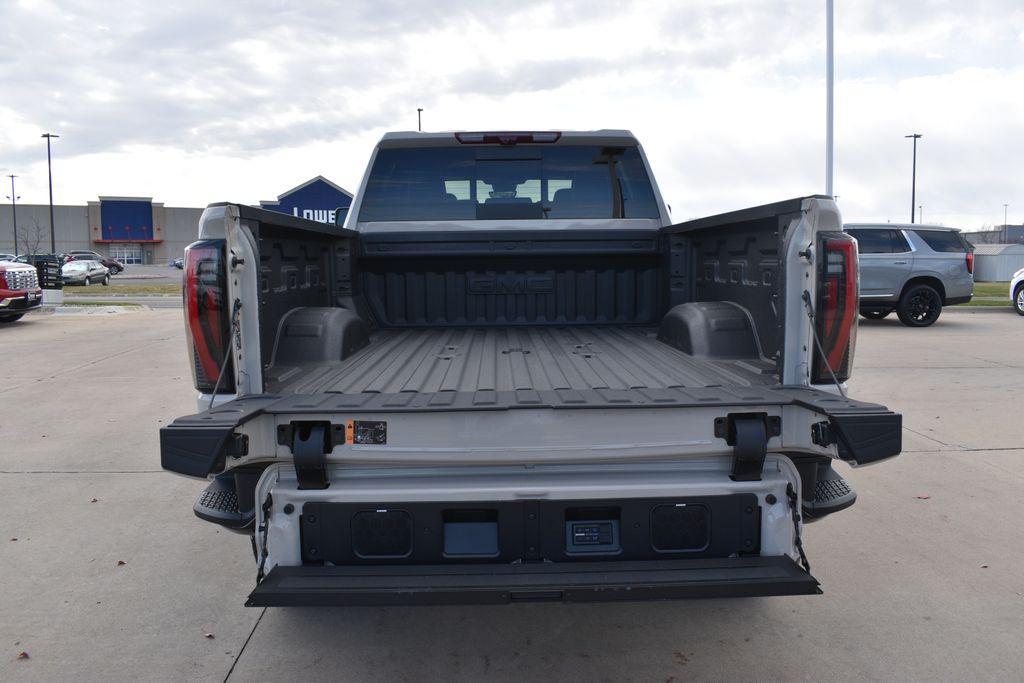 new 2026 GMC Sierra 2500 car, priced at $98,120