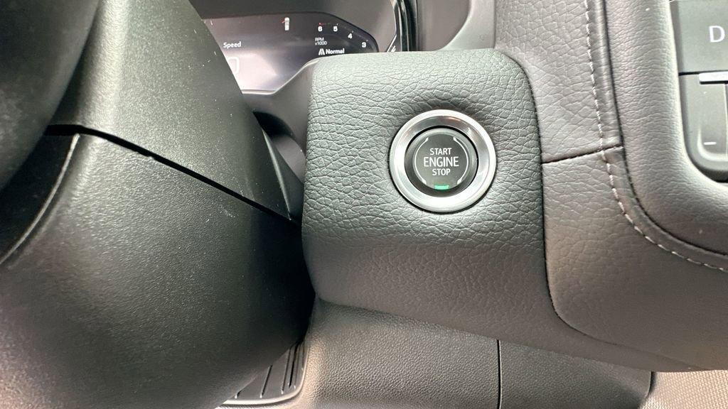 used 2023 GMC Yukon car, priced at $60,396