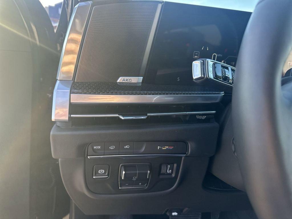 used 2025 Cadillac Escalade car