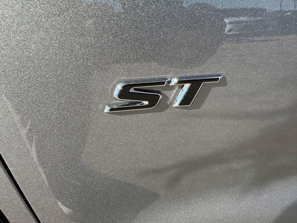 new 2026 Buick Enclave car, priced at $58,055