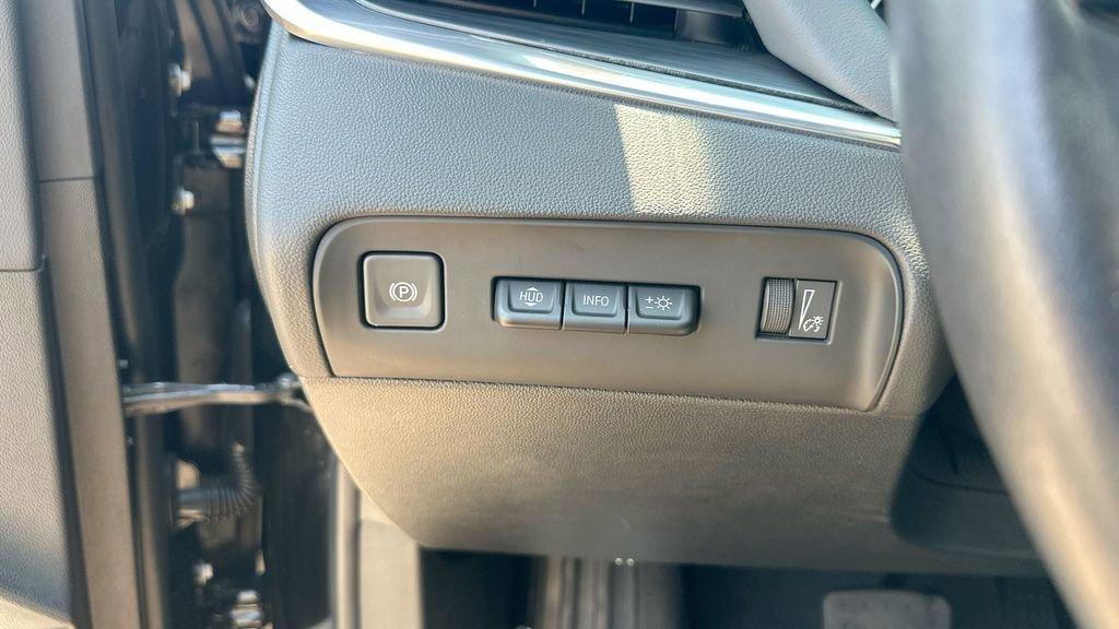 used 2024 Buick Enclave car, priced at $40,604