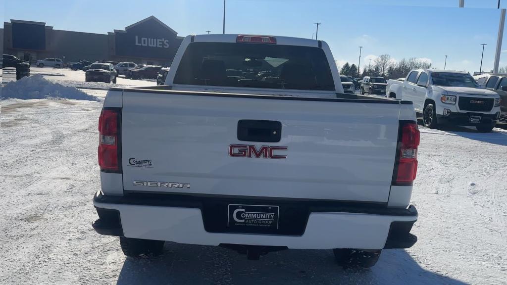 used 2018 GMC Sierra 1500 car, priced at $27,194