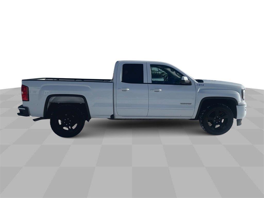 used 2018 GMC Sierra 1500 car, priced at $27,194