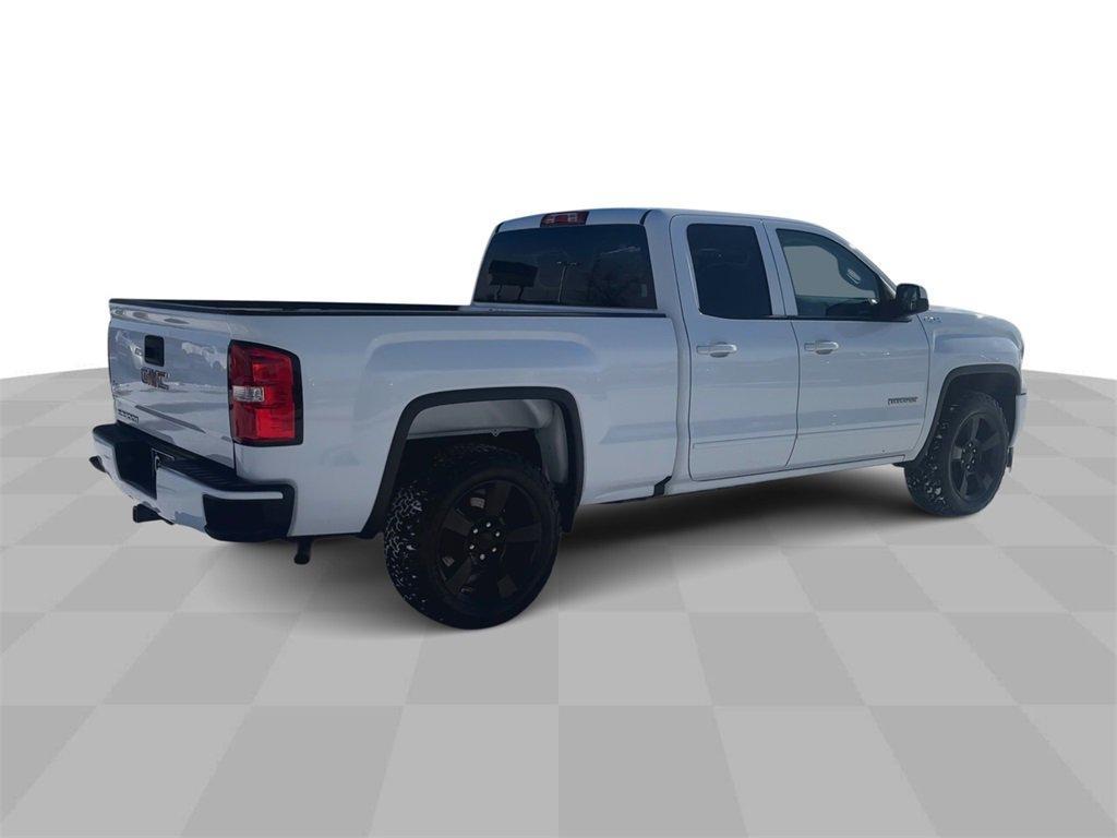 used 2018 GMC Sierra 1500 car, priced at $27,194