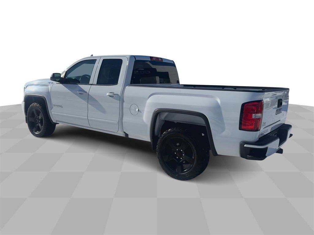 used 2018 GMC Sierra 1500 car, priced at $27,194