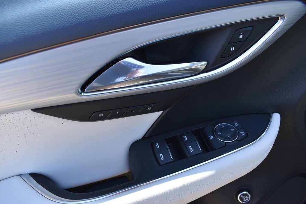 new 2025 Buick Envision car, priced at $47,595
