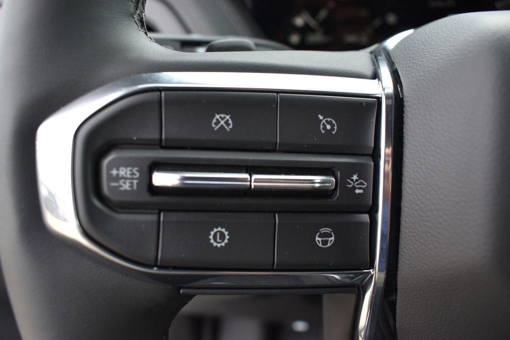 new 2025 GMC Yukon XL car, priced at $98,124