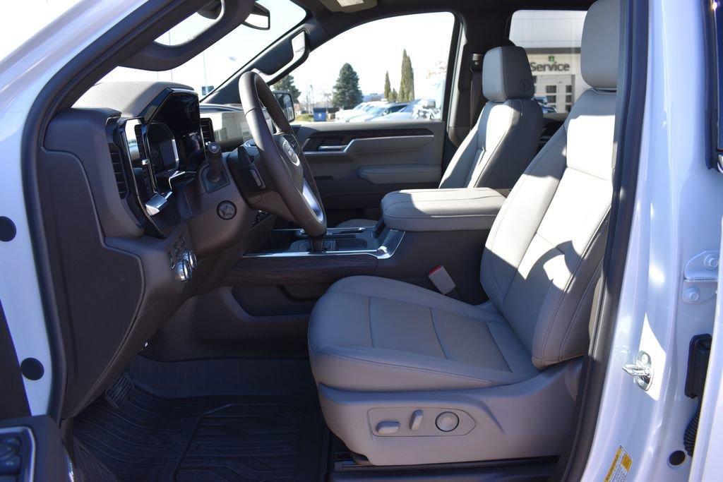 new 2026 GMC Sierra 1500 car, priced at $69,930