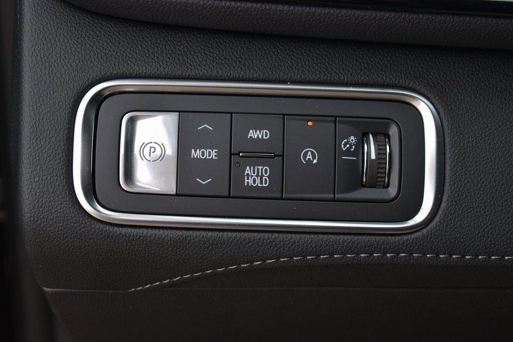 new 2025 Buick Enclave car, priced at $46,257