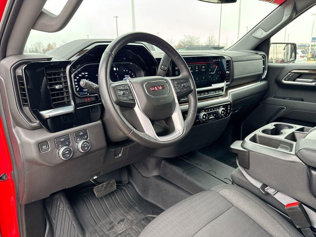 used 2022 GMC Sierra 1500 car, priced at $40,939