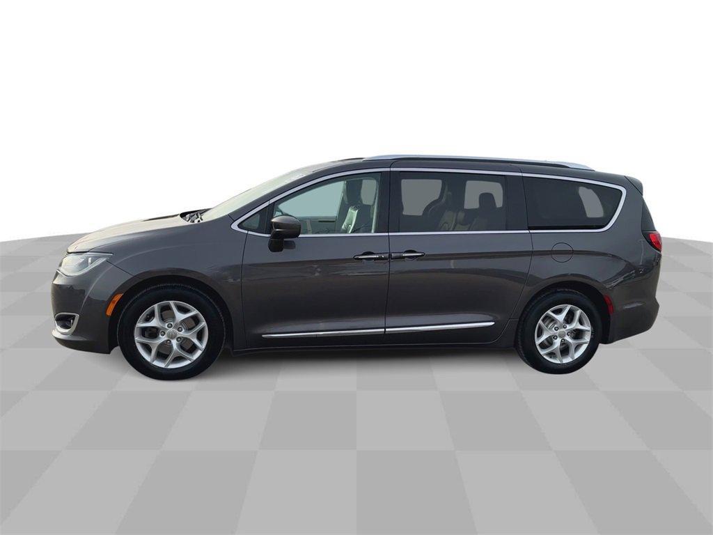 used 2017 Chrysler Pacifica car, priced at $16,467