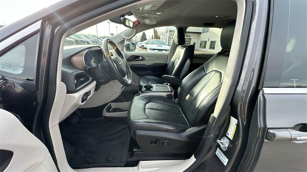 used 2017 Chrysler Pacifica car, priced at $16,467