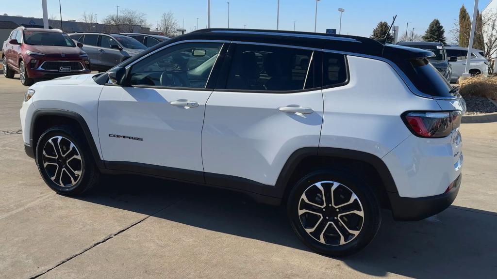 used 2022 Jeep Compass car, priced at $23,505