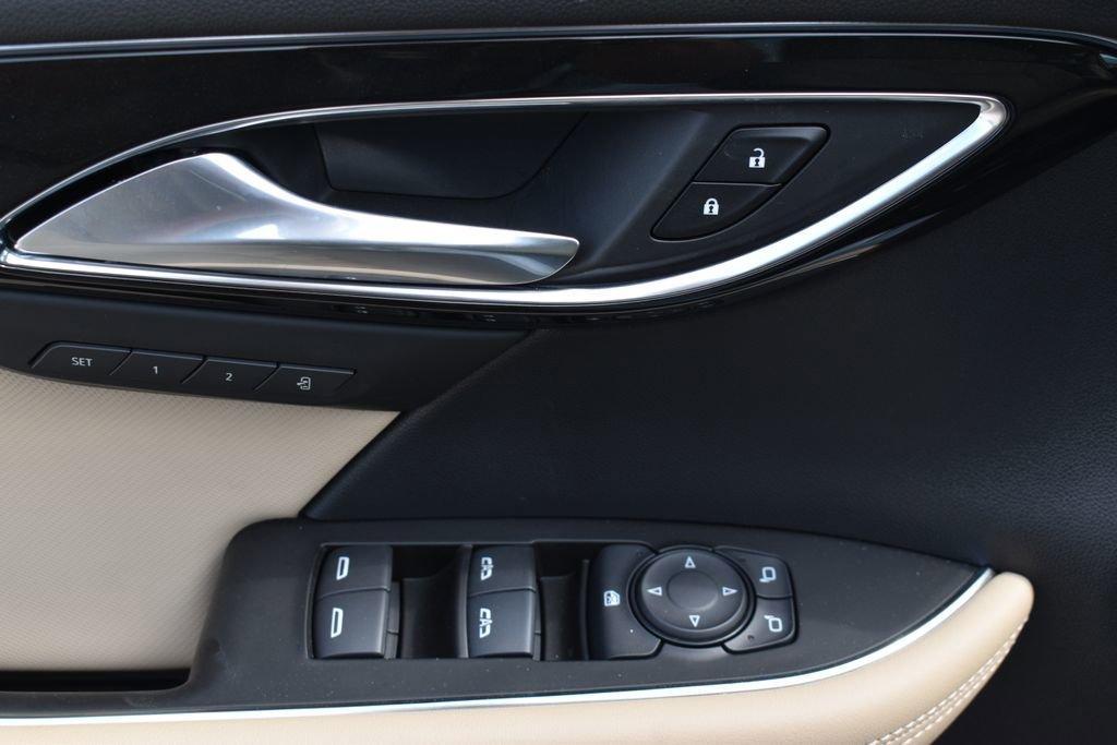 new 2025 Buick Envision car, priced at $38,761