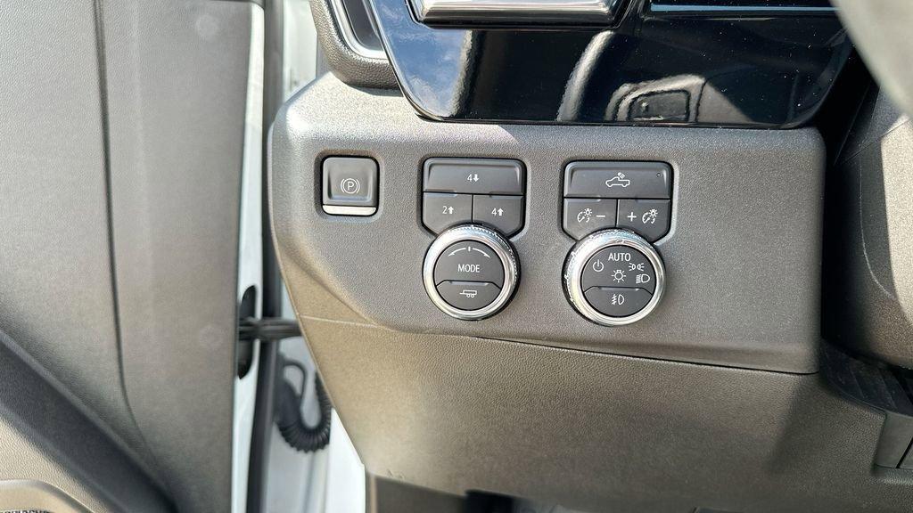 used 2024 GMC Sierra 2500 car, priced at $49,917