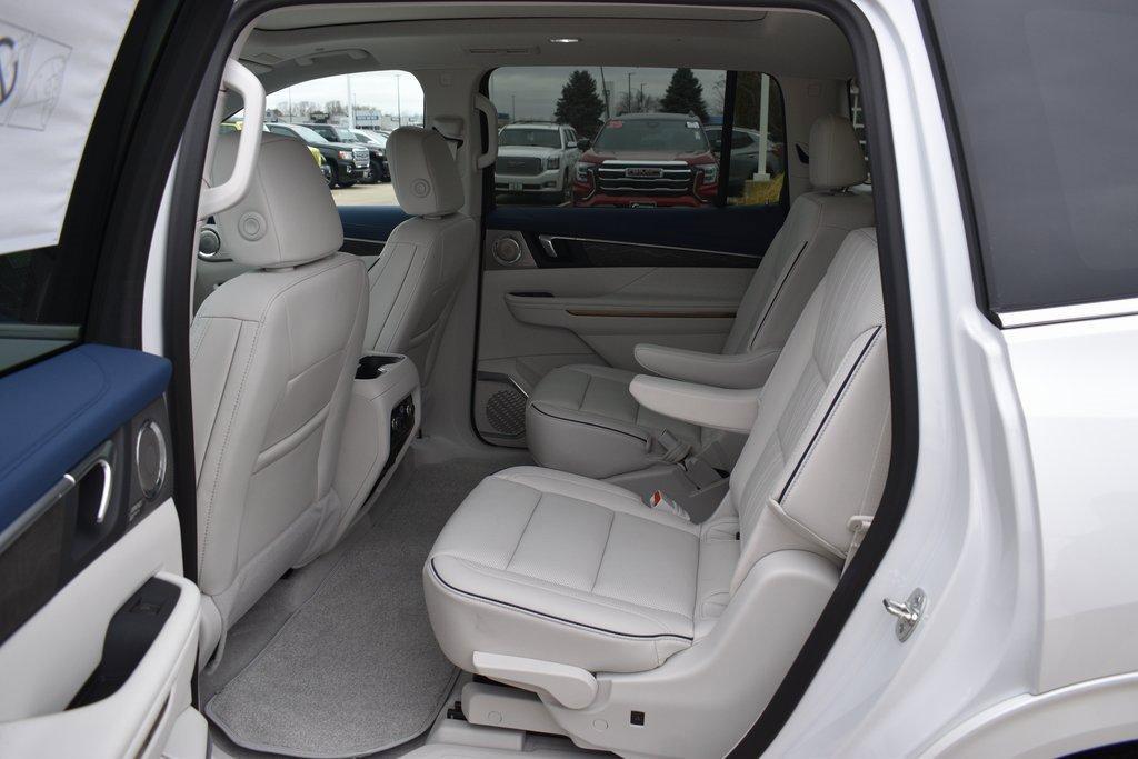 new 2025 Buick Enclave car, priced at $65,375