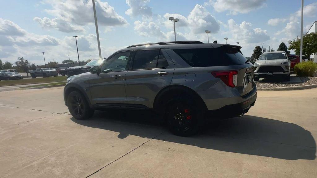 used 2022 Ford Explorer car, priced at $33,827