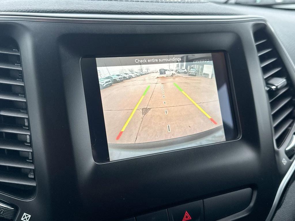 used 2020 Jeep Cherokee car, priced at $15,775