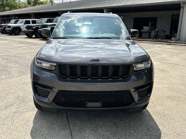 new 2024 Jeep Grand Cherokee car, priced at $42,780