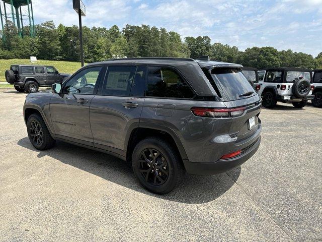 new 2024 Jeep Grand Cherokee car, priced at $42,780