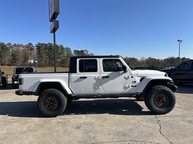 new 2024 Jeep Gladiator car, priced at $48,931