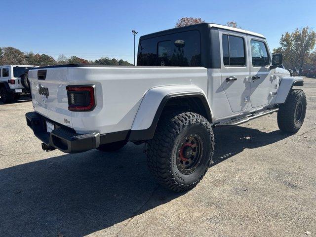 new 2024 Jeep Gladiator car, priced at $48,931