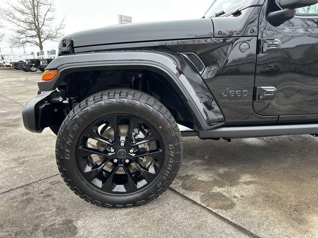 new 2025 Jeep Gladiator car, priced at $43,680