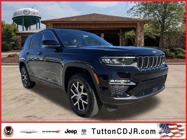 new 2025 Jeep Grand Cherokee car, priced at $48,730