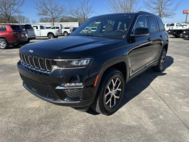 new 2025 Jeep Grand Cherokee car, priced at $48,730