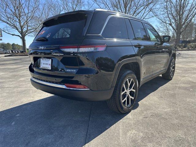 new 2025 Jeep Grand Cherokee car, priced at $48,730