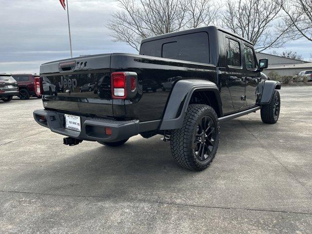 new 2025 Jeep Gladiator car, priced at $43,680