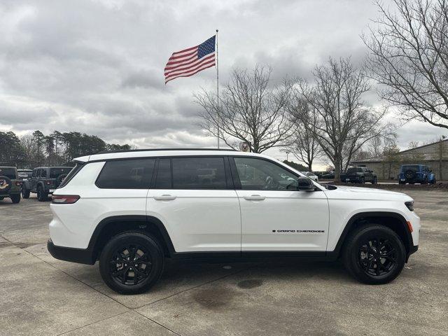 new 2025 Jeep Grand Cherokee L car, priced at $44,685